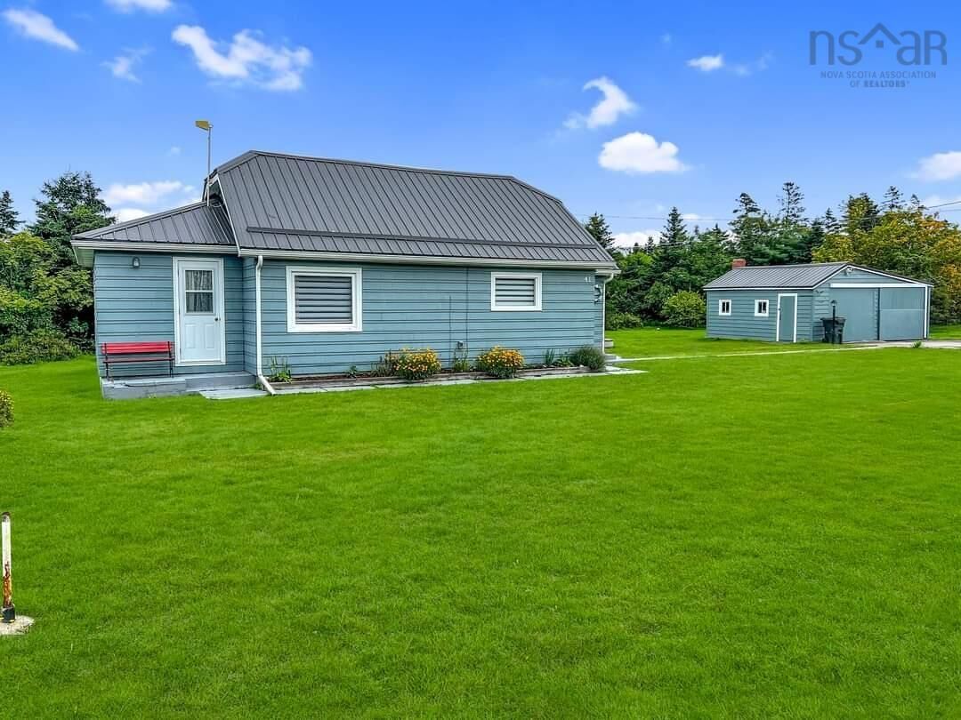 Property Photo: 41 Stoney Island Road NS B0W 2P0