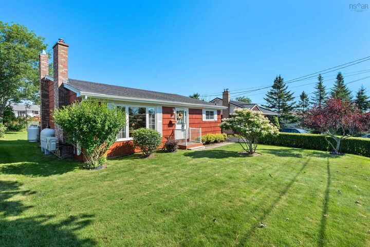 Property Photo:  24 Estate Drive  NS B2V 1C4 
