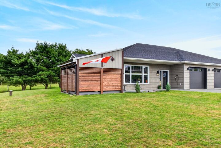 Property Photo:  28 Eagleview Drive  NS B6L 3J2 