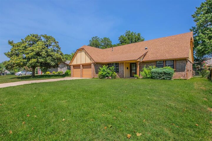 Property Photo:  1231 Barkley Avenue  OK 73071 