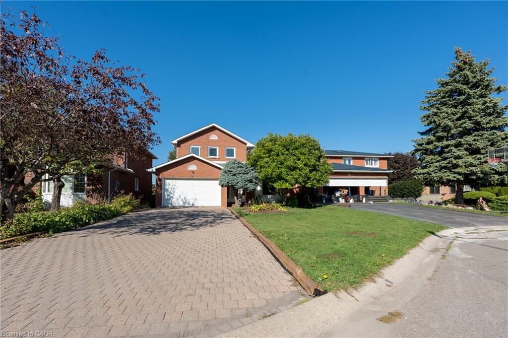 Property Photo: 14 Windstar Place Lower ON L9C 7H1