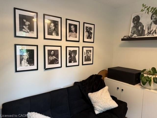 Property Photo: 93 Cloverdale Avenue ON L8K 4M2
