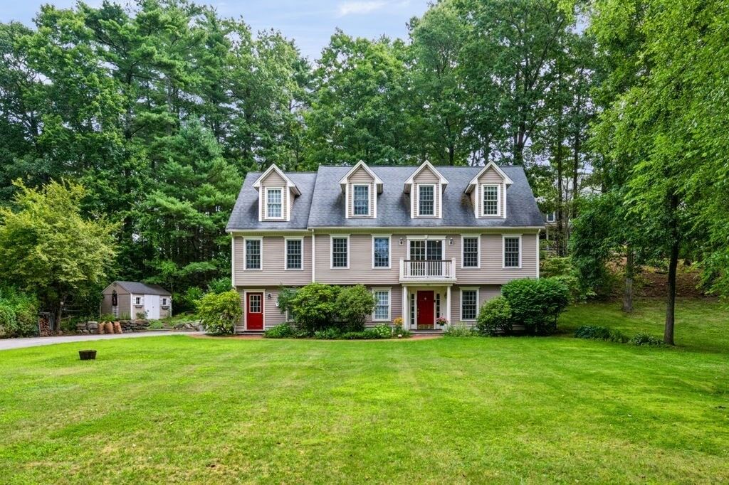 Property Photo:  189 Dodge Road  MA 01969 