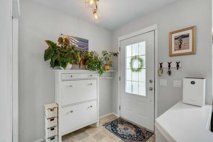 Property Photo:  377 Tuscany Valley View NW  AB T3L 2L5 