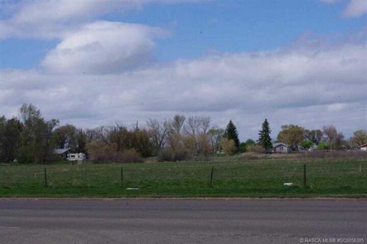 710 Cassils Road W — photo 1
