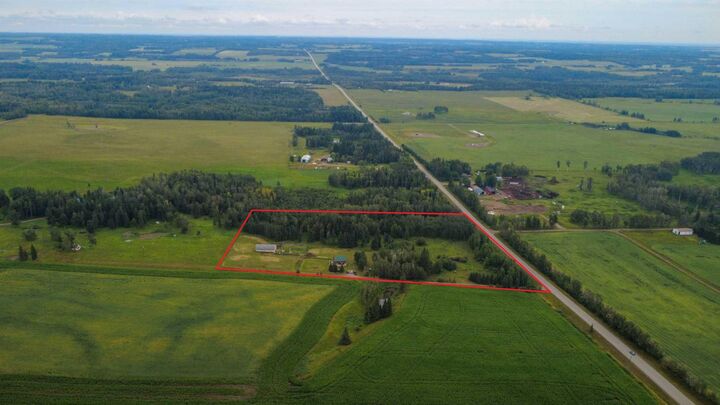 Property Photo:  34072 Range Road 53  AB T0M 1X0 