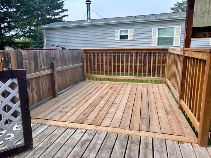 Property Photo: 211 5 Street AB T0M 1X0