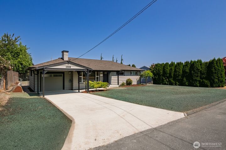 Property Photo: 4960 Vesper Drive WA 98203