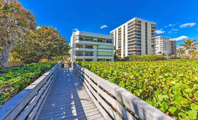 Property Photo: 420 Celestial Way 101 FL 33408