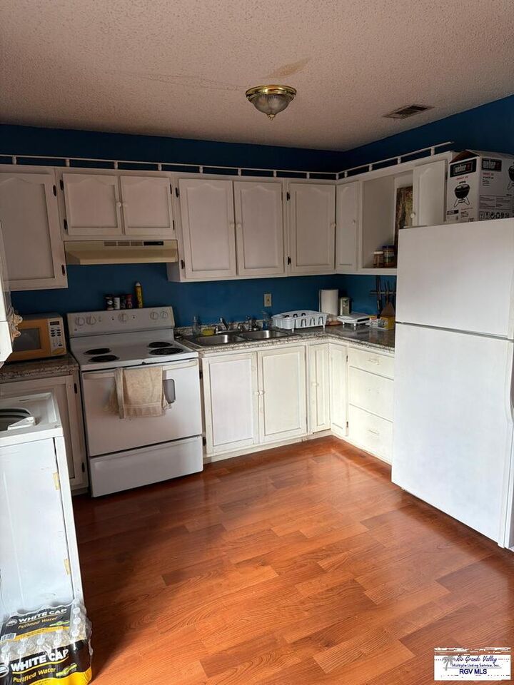 Property Photo:  1254 Paredes Line Rd. 3  TX 78521 