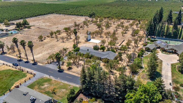 Property Photo: 925 Ohio Avenue CA 95358