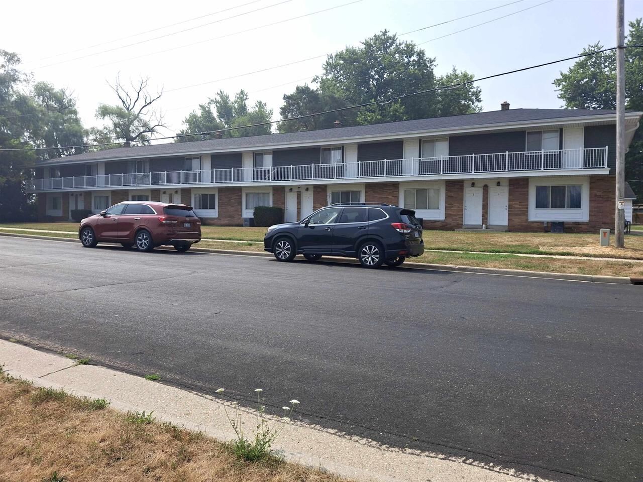 Property Photo:  1405 Oconomowoc Avenue  WI 53094 