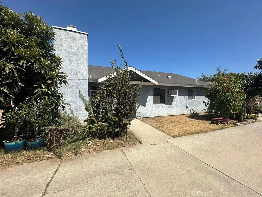 Property Photo:  523 W Locust Street  CA 91762 