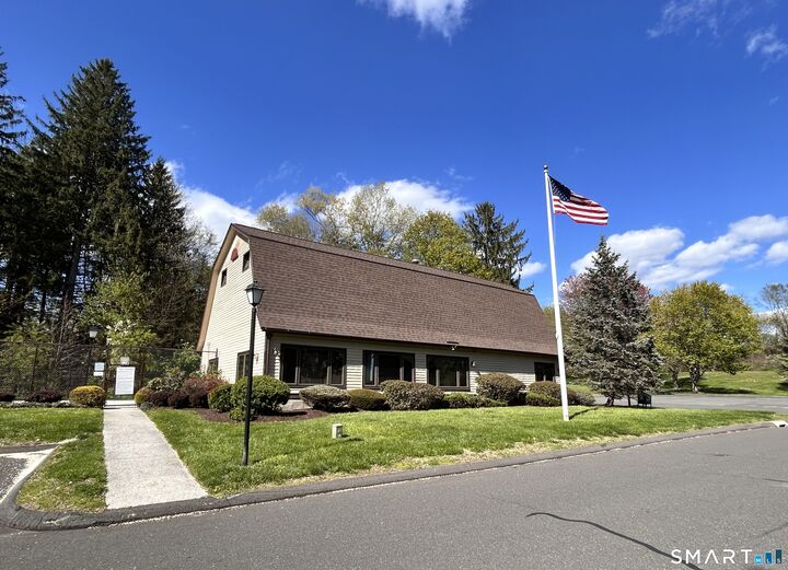 Property Photo: 23 Eagle Rock Circle 23 CT 06468