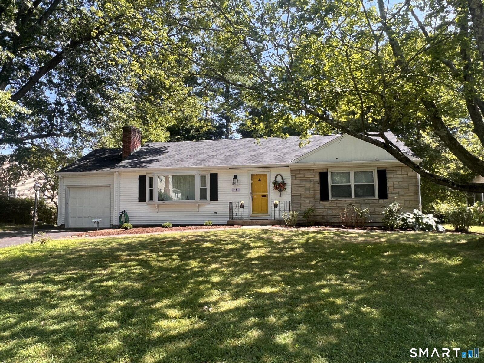 Property Photo: 48 Meadow Farms Road CT 06107