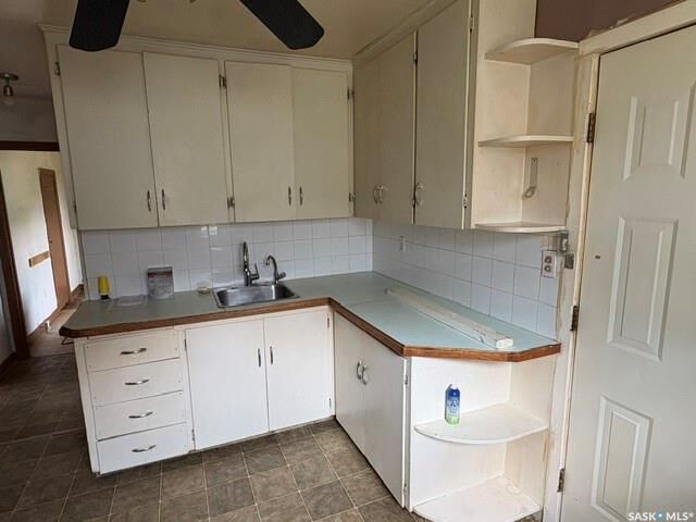 Property Photo:  771 Princess Street  SK S4R 5T1 