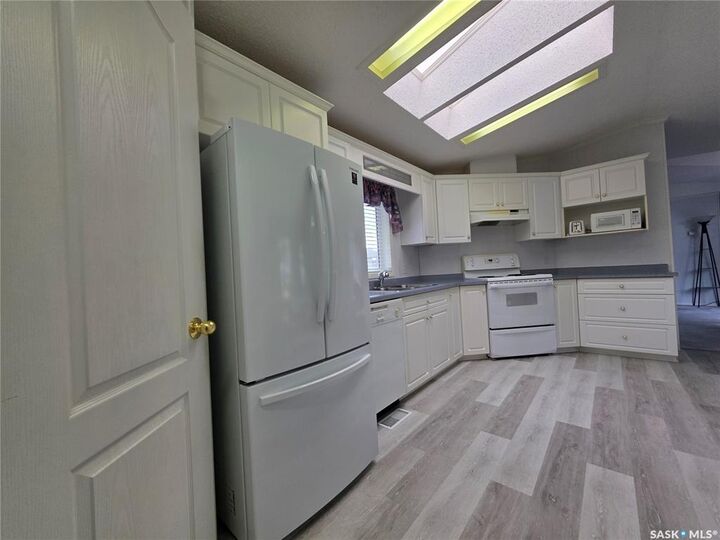 Property Photo: 61 Prairie Sun Court SK S9H 3X6