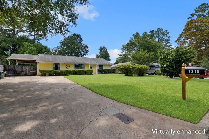 Property Photo:  3216 Arbor Hill Way  FL 32309 