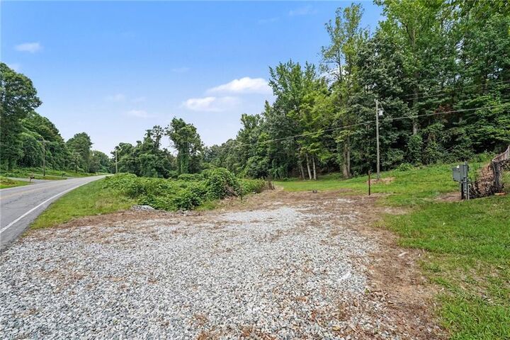 Property Photo:  543 Bald Hill Loop Road  NC 27025 
