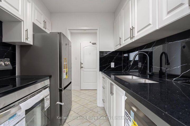 Property Photo: 3145 Queen Frederica Drive 608 ON L4Y 3A7