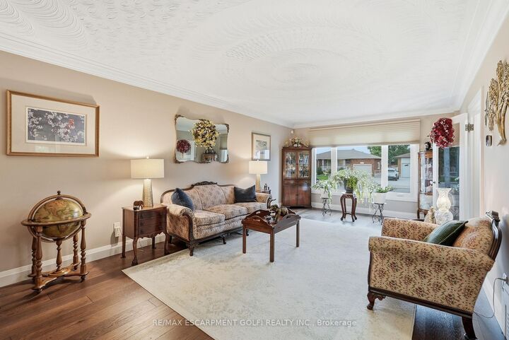 Property Photo: 58 Moxley Drive ON L8T 3Y7