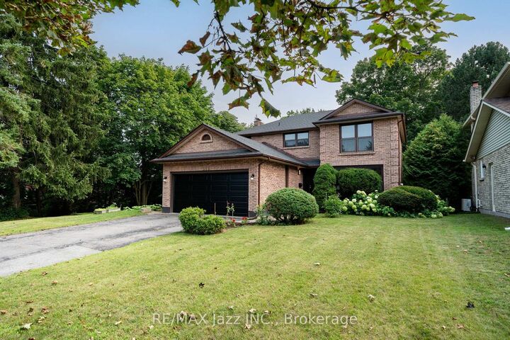Property Photo:  262 Athabasca Street  ON L1H 8E4 