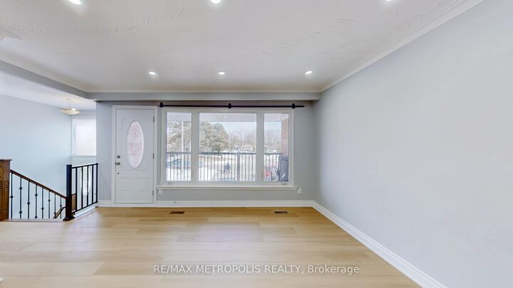 Photo de la propriété: 3254 Fieldgate Drive Upper ON L4X 2H7