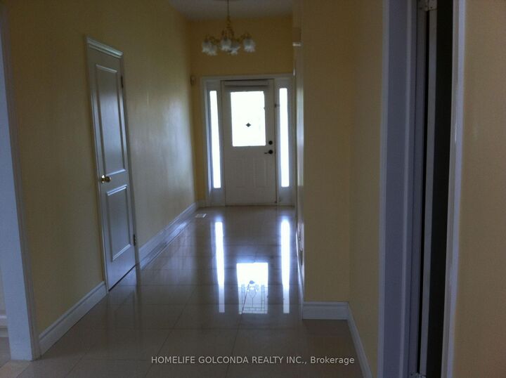 Property Photo: 853 Huntingwood Drive 1 ON M1T 3L7