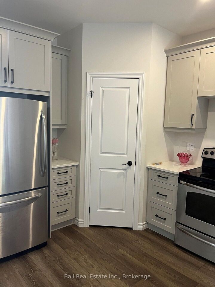 Property Photo: 13 Carrick Street S ON K0K 3E0