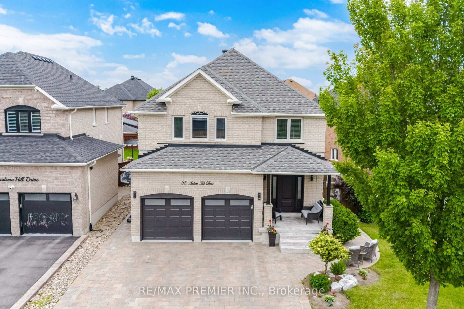 Property Photo: 25 Andrew Hill Drive ON L4H 0H3