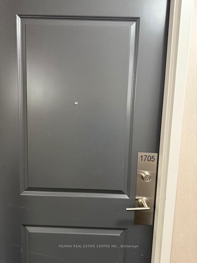 Property Photo: 125 Western Battery Road 1705 ON M6K 3R8