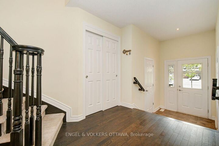 Photo de la propriété:  561 Petrichor Crescent  ON K4A 0Y4 