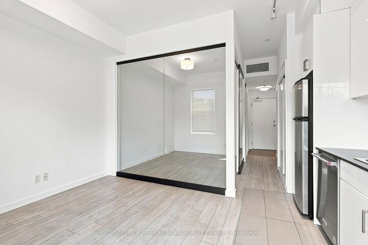 Property Photo:  433 Parliament Street 201  ON M5A 3A1 
