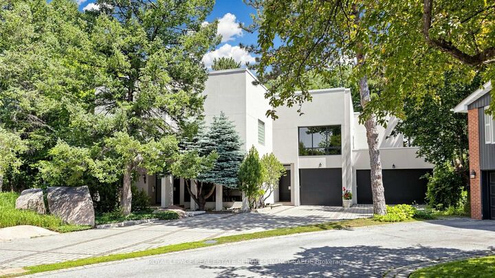 Property Photo:  5 Abrams Place  ON M2L 1W7 