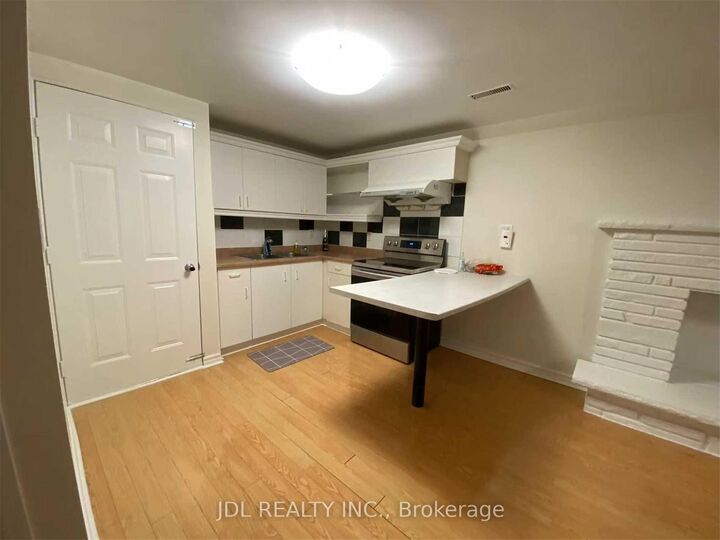 Property Photo: 857 Westlock Road Lower ON L5C 1K7