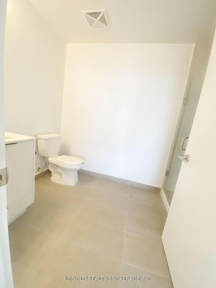 Photo de la propriété:  38 Forest Manor Road 904  ON M2J 0H4 