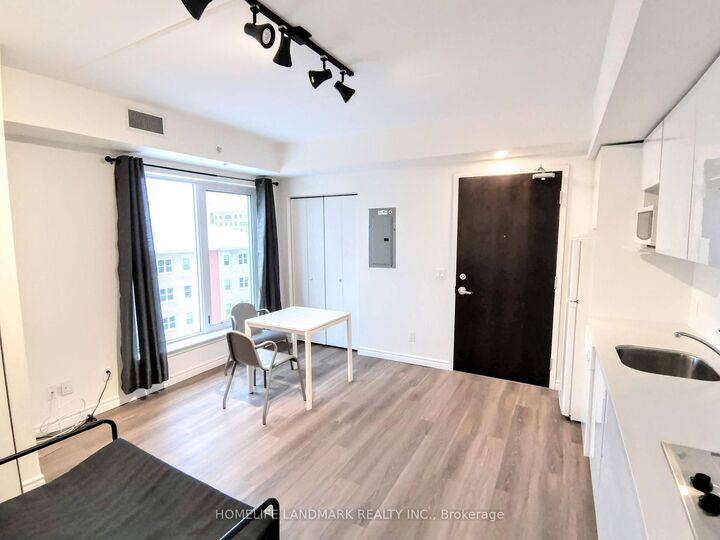 Property Photo: 268 Lester Street 711 ON N2L 0J7