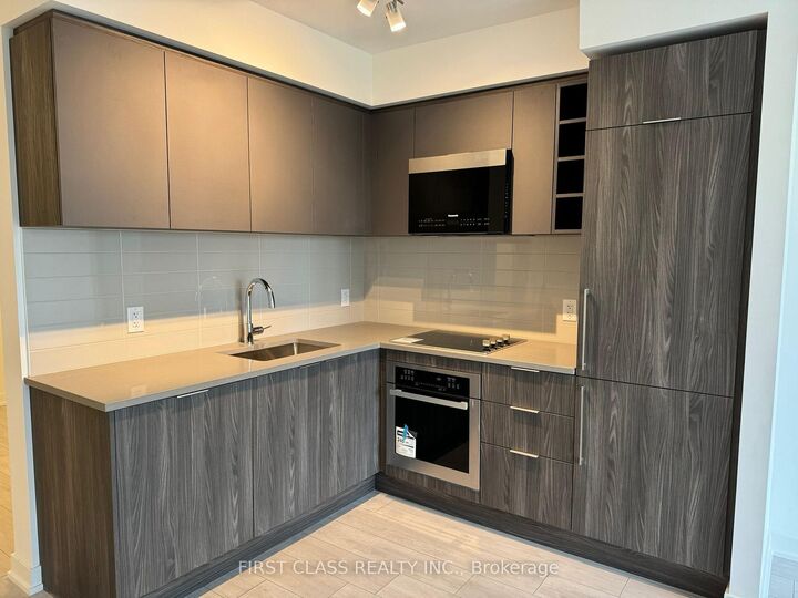 Property Photo:  2033 Kennedy Road 507  ON M1T 0B9 