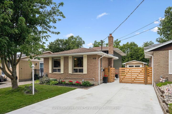 Property Photo:  188 Country Club Drive  ON N1E 3L2 