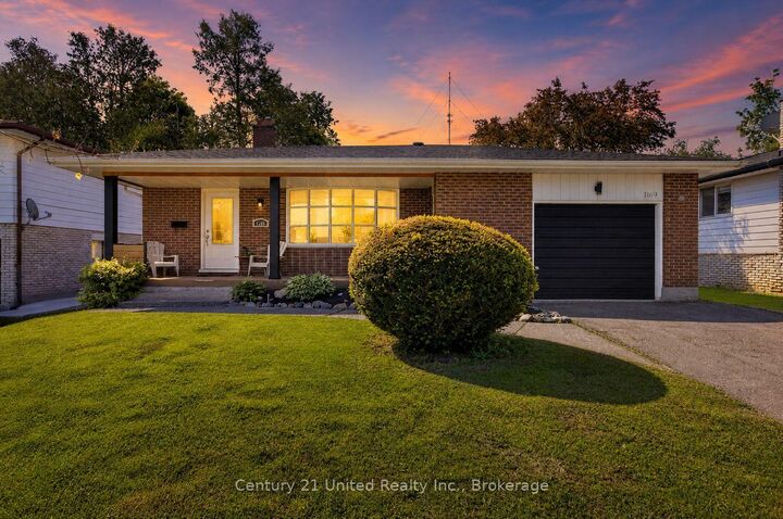 Property Photo: 1169 Danita Boulevard ON K9J 7J9