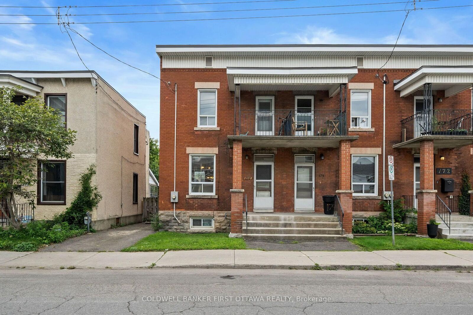 Property Photo: 176 Rochester Street ON K1R 7M6