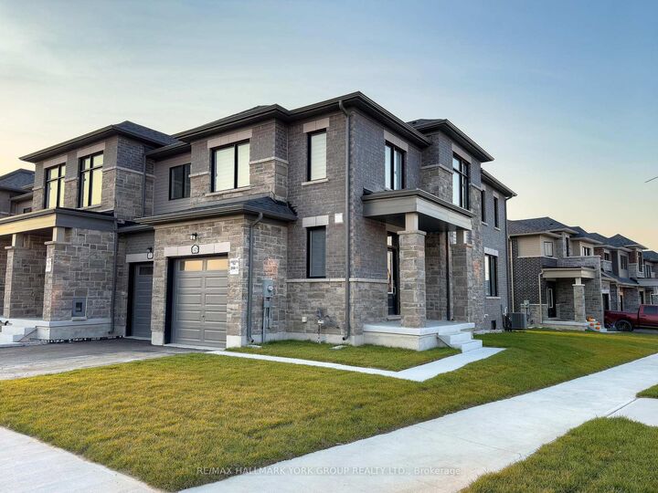 145 Fenchurch Manor — photo 1