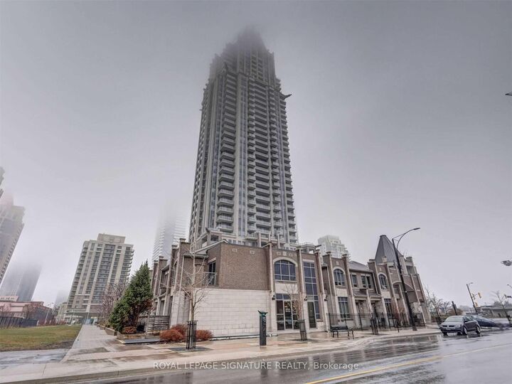Property Photo: 388 Prince Of Wales Drive 3408 ON L5B 0A1