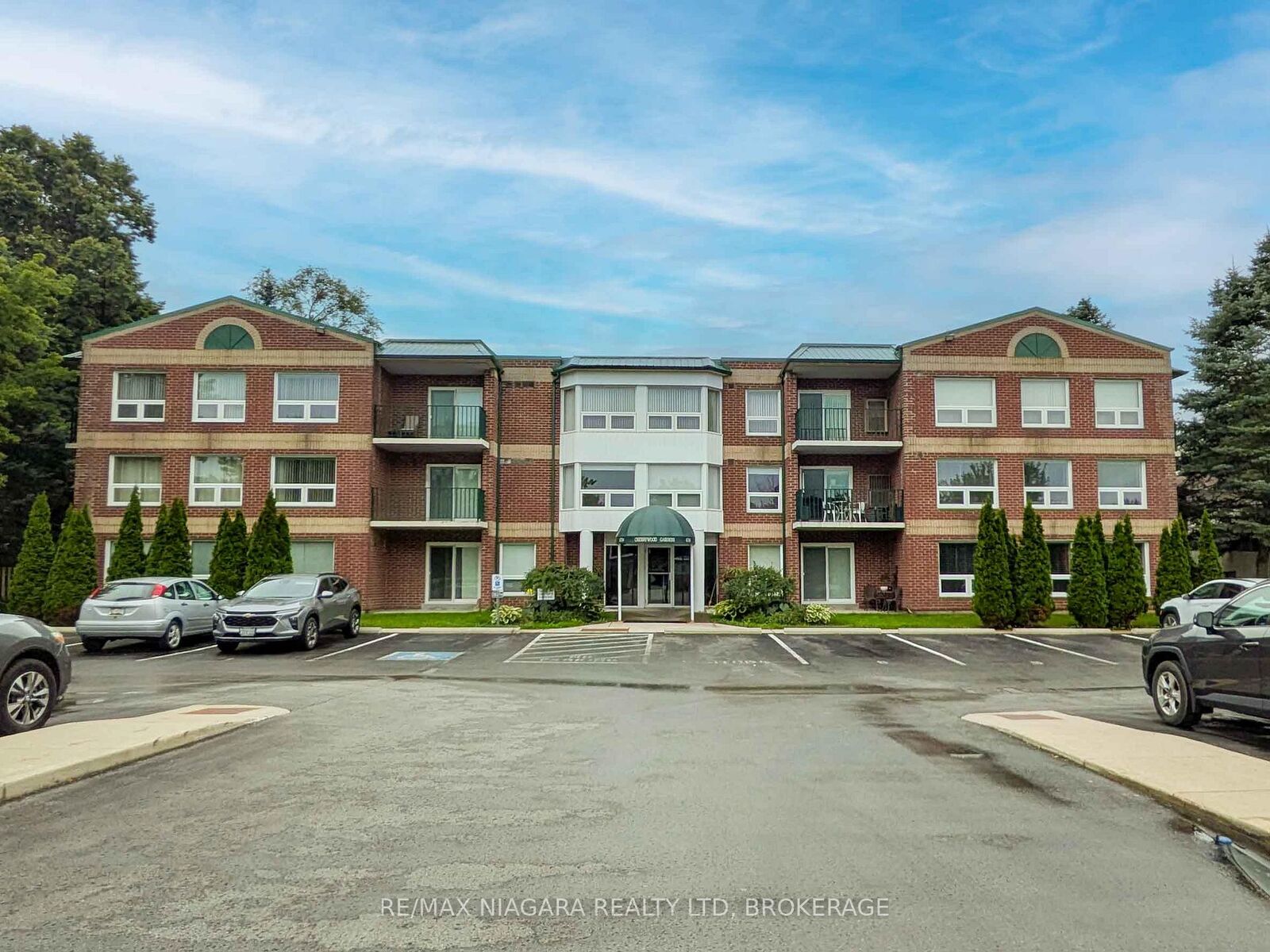 Property Photo: 6704 Thorold Stone Road 203 ON L2J 1B3