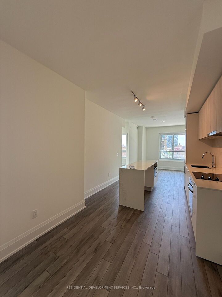 Property Photo:  89 Church Street 907  ON M5C 0B7 