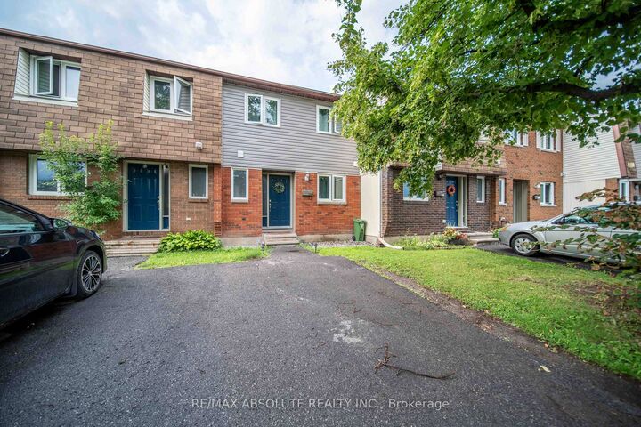 Property Photo:  1299 Cedarcroft Crescent 25  ON K1B 5G9 