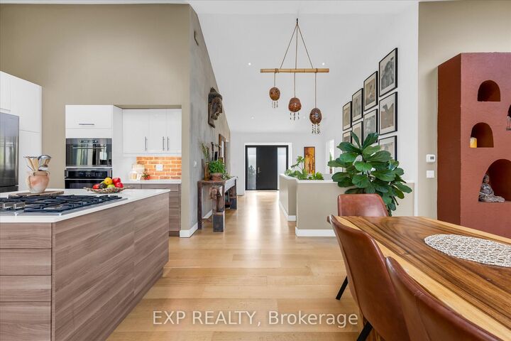 Property Photo: 39 Hilts Drive ON L8G 3H5
