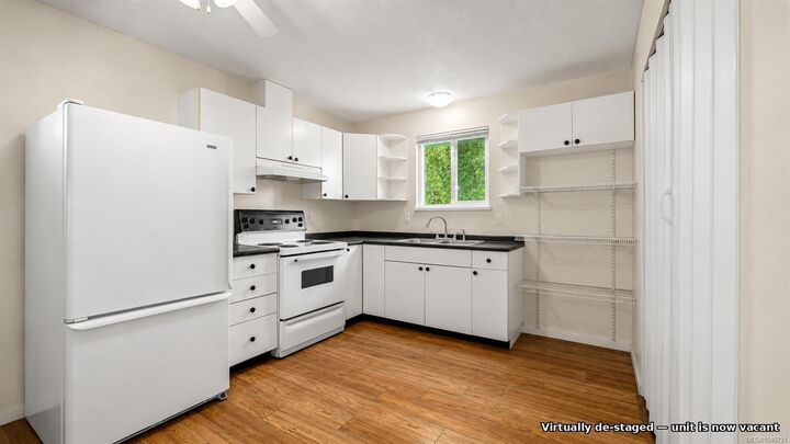 Property Photo: 1535 Dingwall Rd #18 BC V9N 3S8
