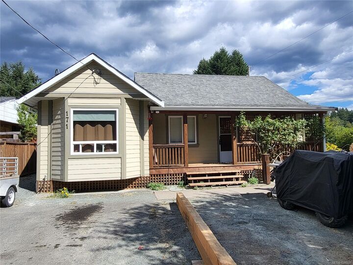 171 Macdonald Rd — photo 1