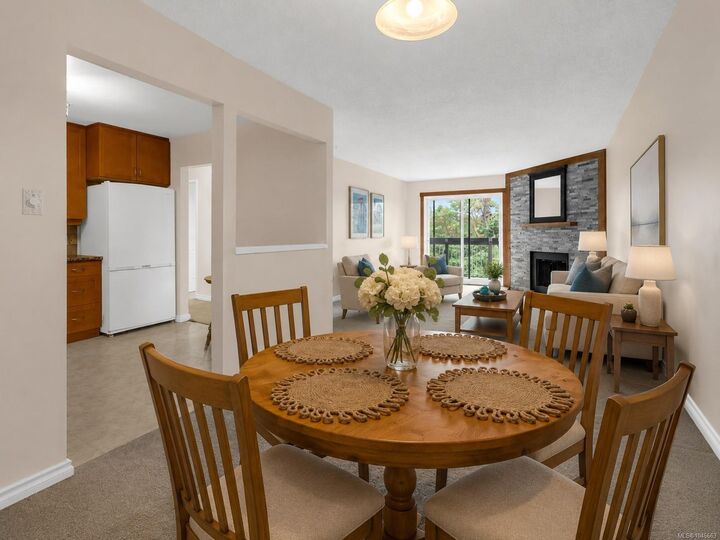 Property Photo:  79 Gorge Rd W #403  BC V9A 1L9 